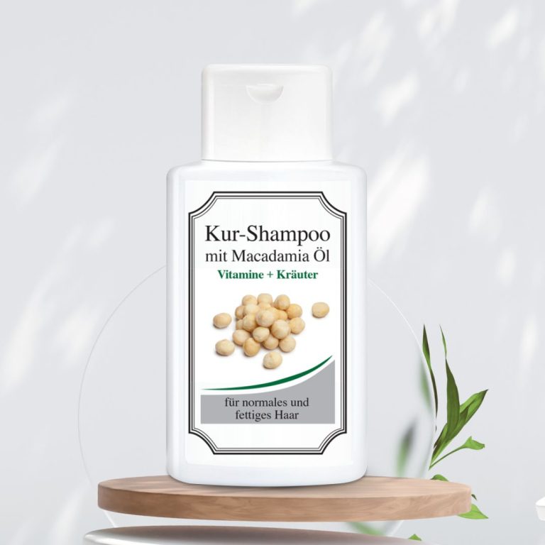 Растителен шампоан с билки, витамини и масло от Макадамия при пърхот, косопад и за растеж 500 мл